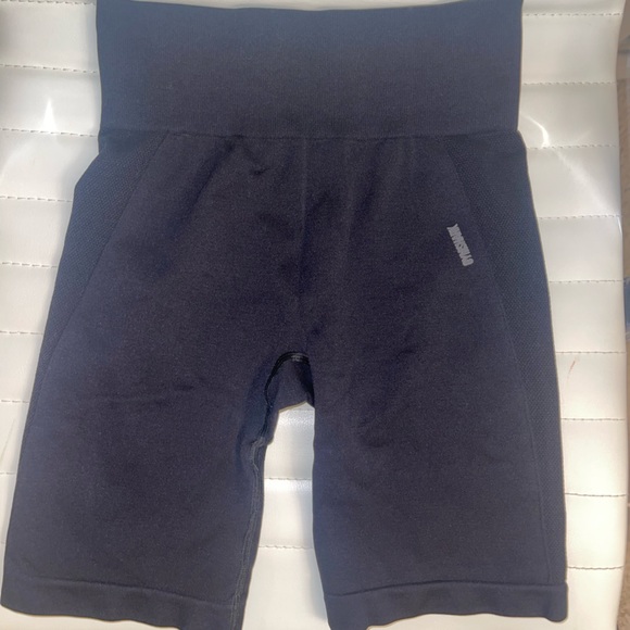 Gymshark flex biker shorts, black, size S - Picture 2 of 4